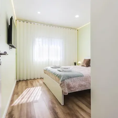 Casa Do Vale With Terrace Holiday home *