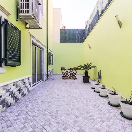 Casa Do Vale With Terrace Holiday home